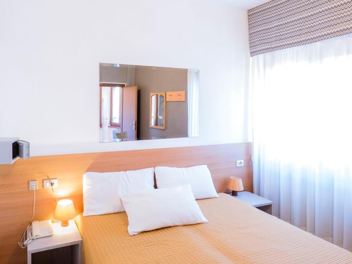 Hotel Doria ナーゴ エクステリア 写真