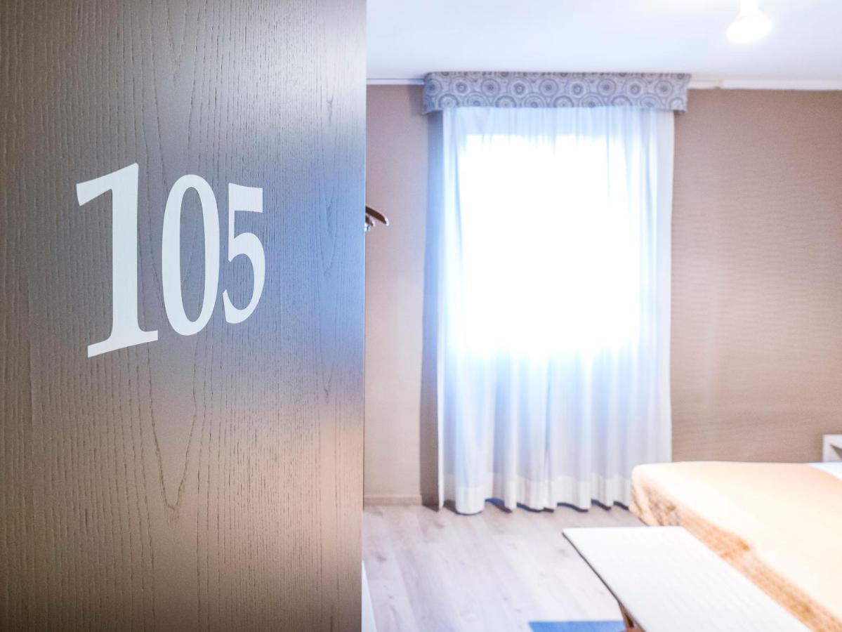 Hotel Doria ナーゴ エクステリア 写真