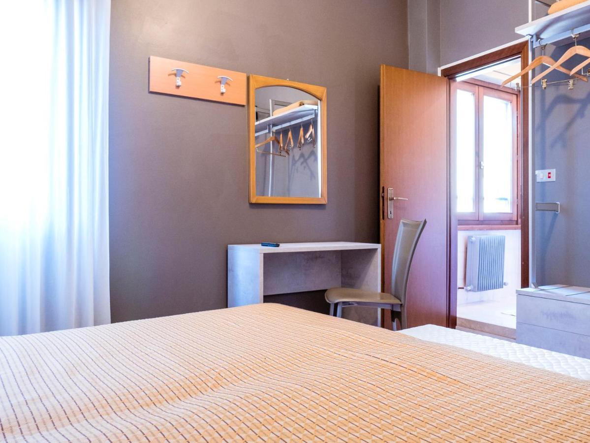 Hotel Doria ナーゴ エクステリア 写真