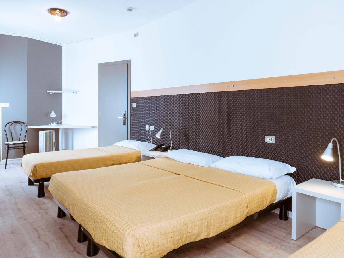 Hotel Doria ナーゴ エクステリア 写真