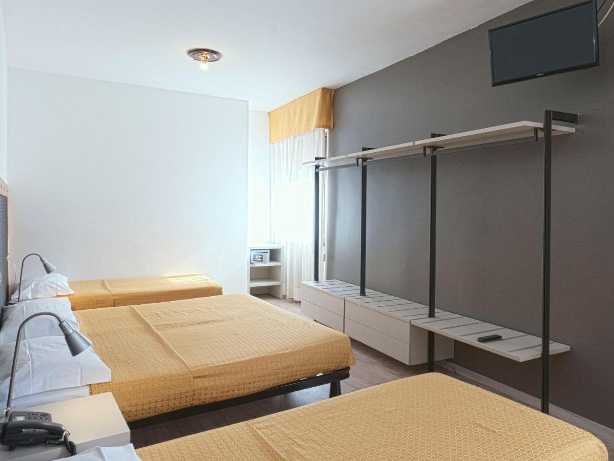 Hotel Doria ナーゴ エクステリア 写真