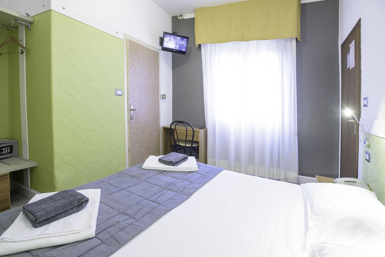 Hotel Doria ナーゴ エクステリア 写真