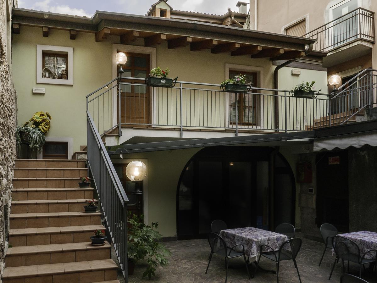 Hotel Doria ナーゴ エクステリア 写真
